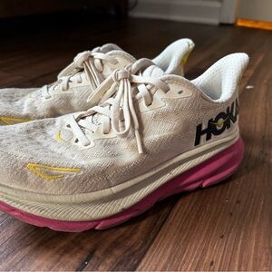 Hoka Clifton 9 Cream and Pink Athletic Shoes